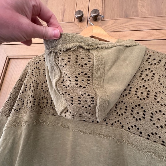 Daily Practice Olive Green Lace Panel Women's Hoodie / xsmall - Picture 9 of 12